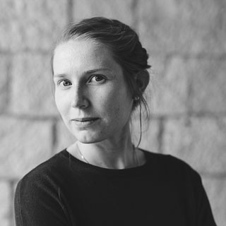 Henkilön kasvokuva Anna Tervahartiala